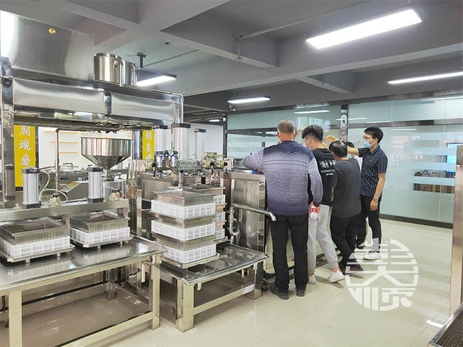 山東客戶選擇自動干豆腐機器，改變傳統手工生產干豆腐